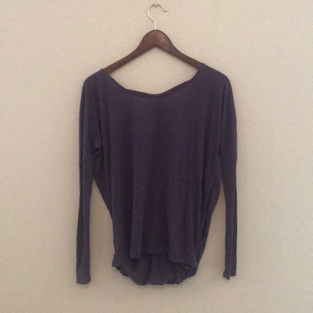 Alo crossback shirt size medium